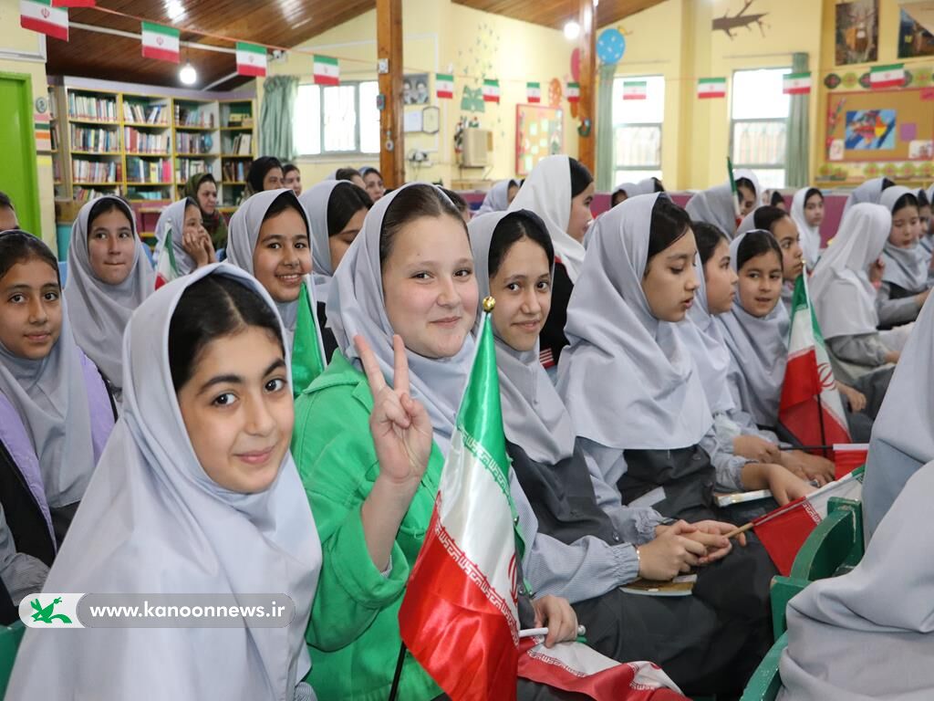 ویژه‌برنامه جشن پیروزی انقلاب در کانون پرورش فکری بندرترکمن