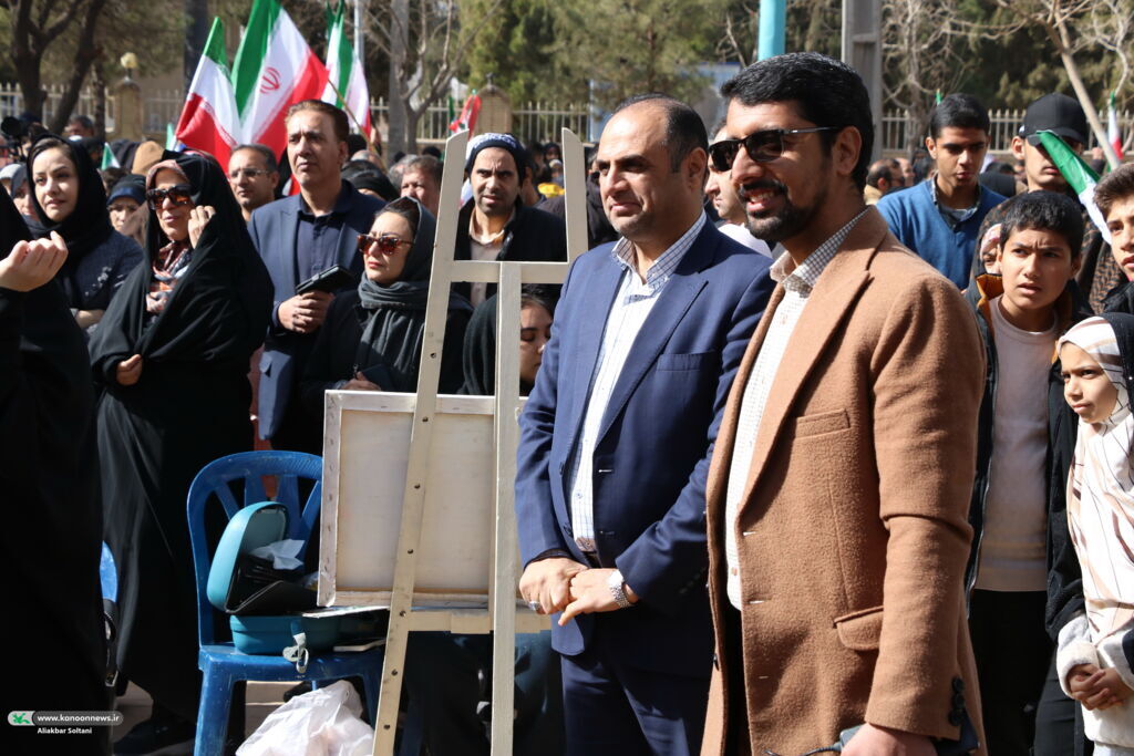 دعوت از کودکان و نوجوانان کرمانی برای حضور در راهپیمایی ۲۲ بهمن