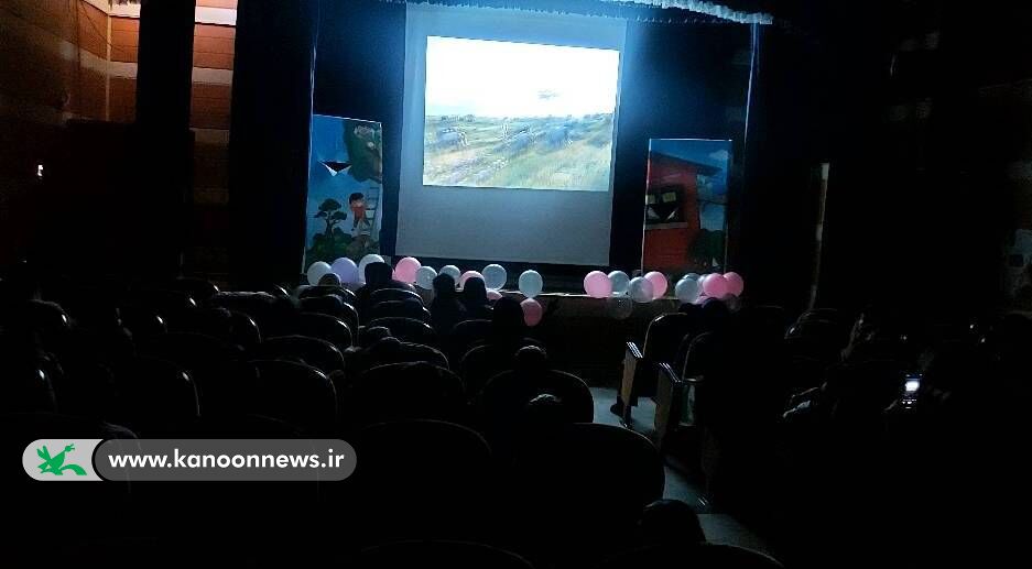 جشن "شکوه انقلاب" در کانون پرورش فکری یاسوج برگزار شد