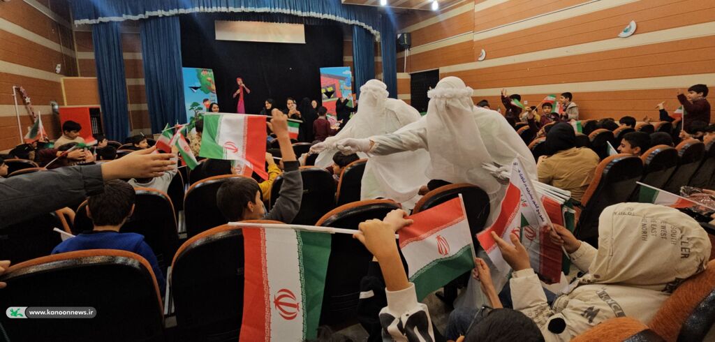 جشن "شکوه انقلاب" در کانون پرورش فکری یاسوج برگزار شد