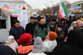 جشن حضور در اردبیل/ روایت تصویری از غرفه کانون در راهیمایی ۲۲ بهمن