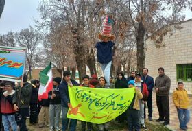 حضور پر شور اعضا و مربیان کانون کرمانشاه در راهپیمایی ۲۲بهمن