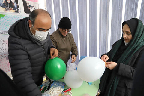 جشن حضور در اردبیل/ روایت تصویری از غرفه کانون در راهیمایی 22 بهمن