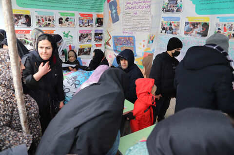 جشن حضور در اردبیل/ روایت تصویری از غرفه کانون در راهیمایی 22 بهمن