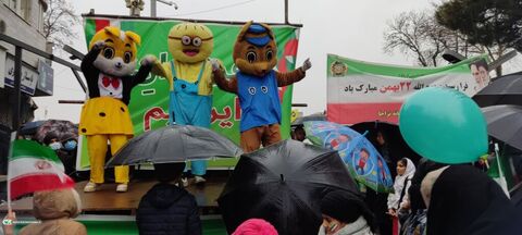 قاب‌های ماندگار از نقش‌آفرینی کانون در راهپیمایی ۲۲ بهمن سنندج