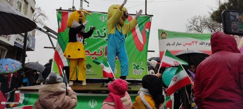 قاب‌های ماندگار از نقش‌آفرینی کانون در راهپیمایی ۲۲ بهمن سنندج