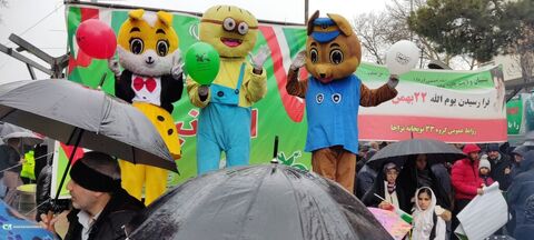 قاب‌های ماندگار از نقش‌آفرینی کانون در راهپیمایی ۲۲ بهمن سنندج