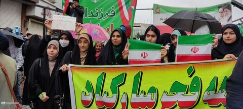 قاب‌های ماندگار از نقش‌آفرینی کانون در راهپیمایی ۲۲ بهمن سنندج