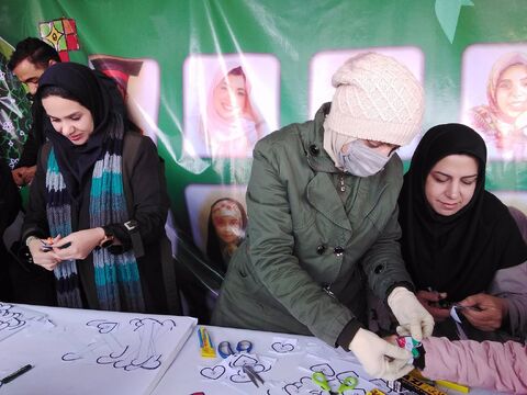 استقبال پر شور کودکان و نوجوانان از غرفه کانون استان اصفهان در ۲۲بهمن