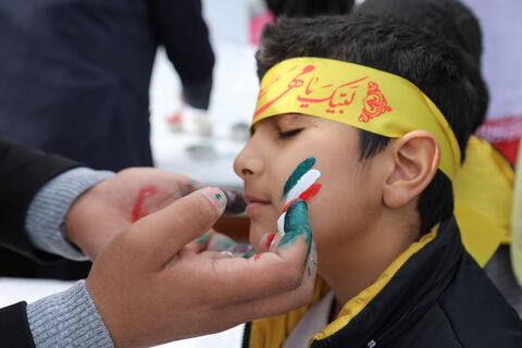 غرفه کانون یزد در راهپیمایی22بهمن1404