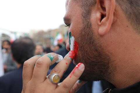 غرفه کانون یزد در راهپیمایی22بهمن1404