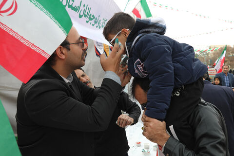 غرفه کانون یزد در راهپیمایی22بهمن1404