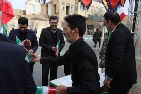 غرفه کانون یزد در راهپیمایی22بهمن1404