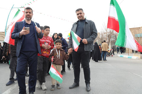 غرفه کانون یزد در راهپیمایی22بهمن1404