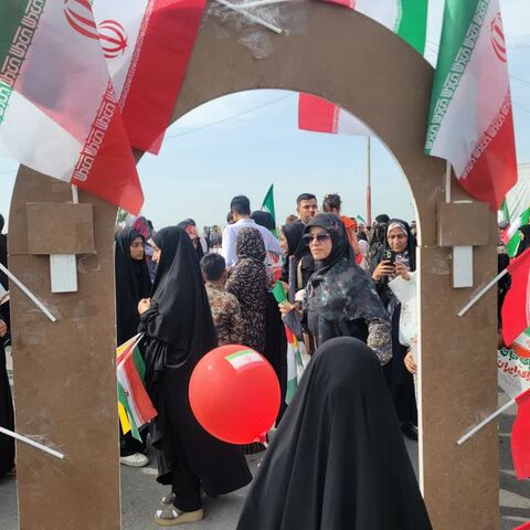 برپایی غرفه کانون هرمزگان در محل راهپیمایی 22 بهمن