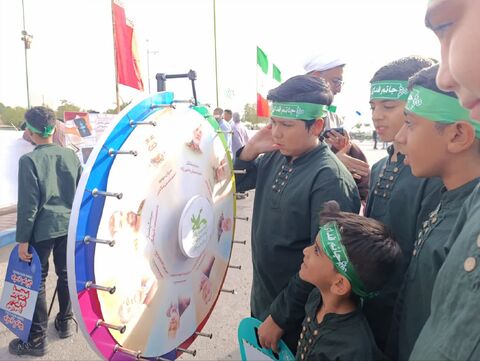 برپایی غرفه کانون هرمزگان در محل راهپیمایی 22 بهمن