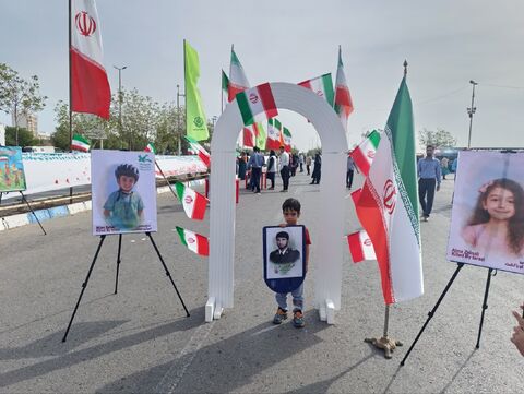 برپایی غرفه کانون هرمزگان در محل راهپیمایی 22 بهمن