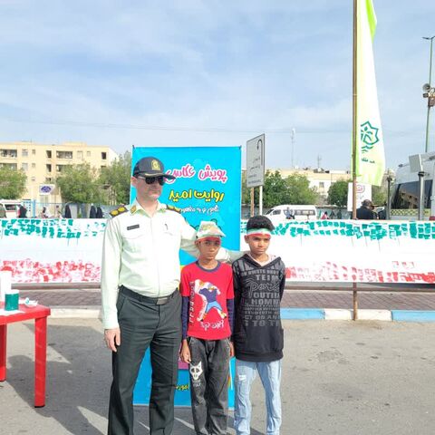 برپایی غرفه کانون هرمزگان در محل راهپیمایی 22 بهمن