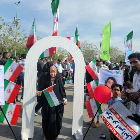 برپایی غرفه کانون هرمزگان در محل راهپیمایی 22 بهمن