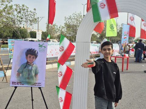 برپایی غرفه کانون هرمزگان در محل راهپیمایی 22 بهمن