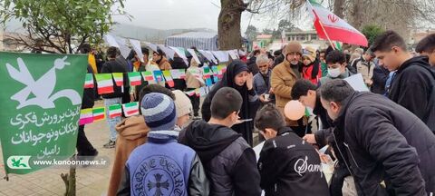 نمایش قدرت کودکان و نوجوانان گلستانی در ۲۲ بهمن