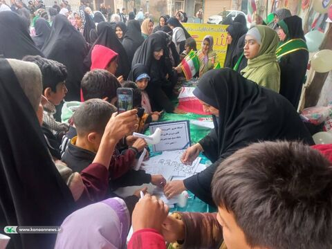 نمایش قدرت کودکان و نوجوانان گلستانی در ۲۲ بهمن