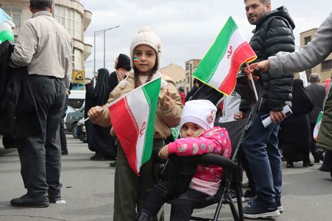 جشن چهلمین سالگرد پیروزی انقلاب اسلامی/تماشاخانه استان تهران/میدان فردوسی22 بهمن ماه 1404-آلبوم 1