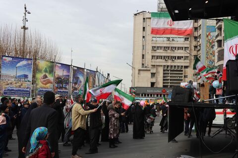 جشن چهلمین سالگرد پیروزی انقلاب اسلامی/تماشاخانه استان تهران/میدان فردوسی22 بهمن ماه 1404-آلبوم 1