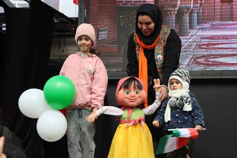 جشن چهلمین سالگرد پیروزی انقلاب اسلامی/تماشاخانه استان تهران/میدان فردوسی22 بهمن ماه 1404-آلبوم 1