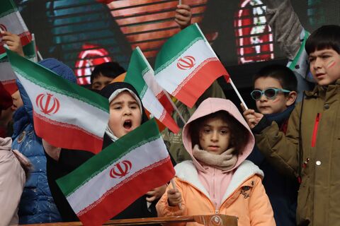 جشن چهلمین سالگرد پیروزی انقلاب اسلامی/تماشاخانه،کانون پرورش فکری کودکان و نوجوانان استان تهران/ میدان فردوسی