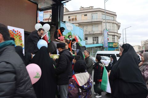 جشن چهلمین سالگرد پیروزی انقلاب اسلامی/تماشاخانه،کانون پرورش فکری کودکان و نوجوانان استان تهران/ میدان فردوسی