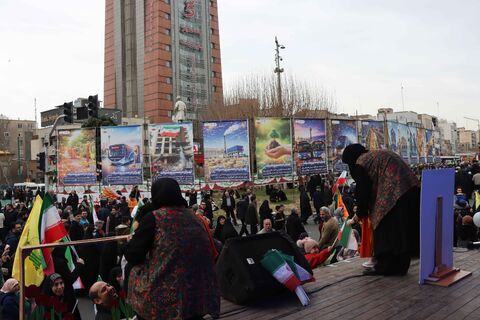 جشن چهلمین سالگرد پیروزی انقلاب اسلامی/تماشاخانه،کانون پرورش فکری کودکان و نوجوانان استان تهران/ میدان فردوسی