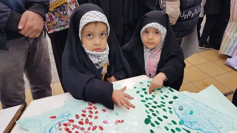 کرمانشاه.  غرفه کانون