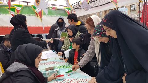 کرمانشاه.  غرفه کانون