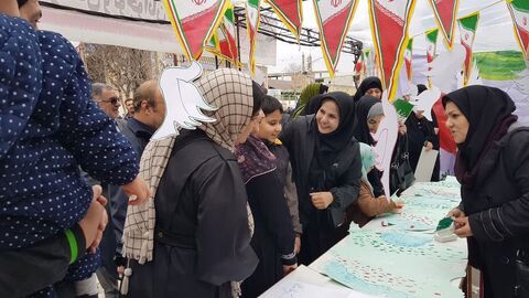 کرمانشاه.  غرفه کانون