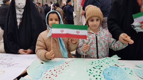 کرمانشاه.  غرفه کانون