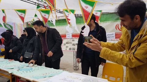 کرمانشاه.  غرفه کانون