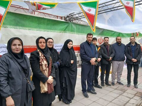 کرمانشاه.  غرفه کانون