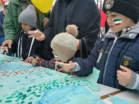 کرمانشاه.  غرفه کانون