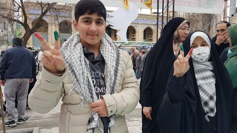 کرمانشاه.  غرفه کانون