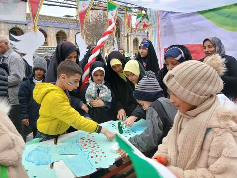 کرمانشاه.  غرفه کانون