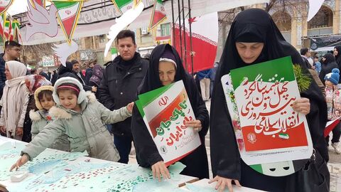 کرمانشاه.  غرفه کانون