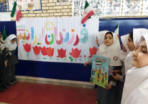 ایام الله دهه مبارک فجر در مراکز کانون پرورش فکری کودکان و نوجوانان استان آذربایجان غربی با ویژه برنامه های فرهنگی، هنری و ادبی