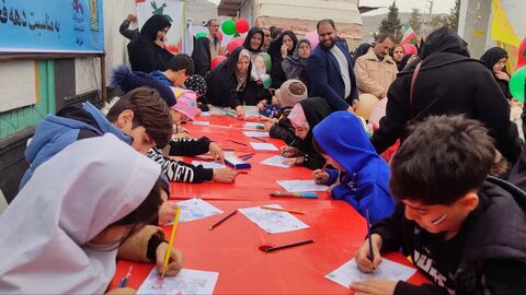 کانون استان ایلام در مسیر راهپیمایی ۲۲بهمن به روایت تصویر