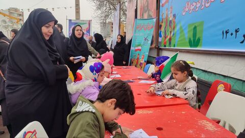 کانون استان ایلام در مسیر راهپیمایی ۲۲بهمن به روایت تصویر