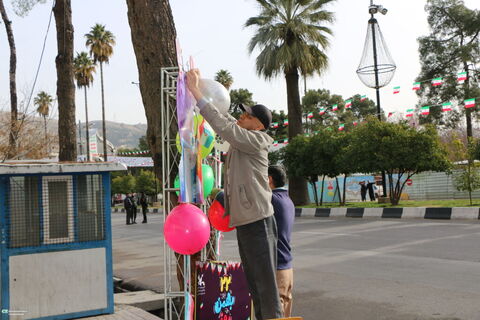 حضور کودکان و نوجوانان و کارکنان کانون فارس در راهپیمایی ۲۲ بهمن ۱۴۰۴