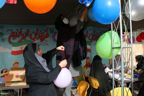 3حضور کودکان و نوجوانان و کارکنان کانون فارس در راهپیمایی ۲۲ بهمن ۱۴۰۴