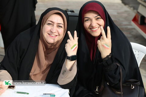 غرفه فرهنگی کانون استان بوشهر در راهپیمایی یوم الله ۲۲بهمن