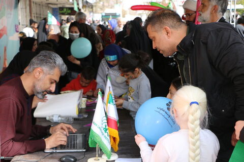 حضور کودکان و نوجوانان و کارکنان کانون فارس در راهپیمایی ۲۲ بهمن ۱۴۰۴ (۲)