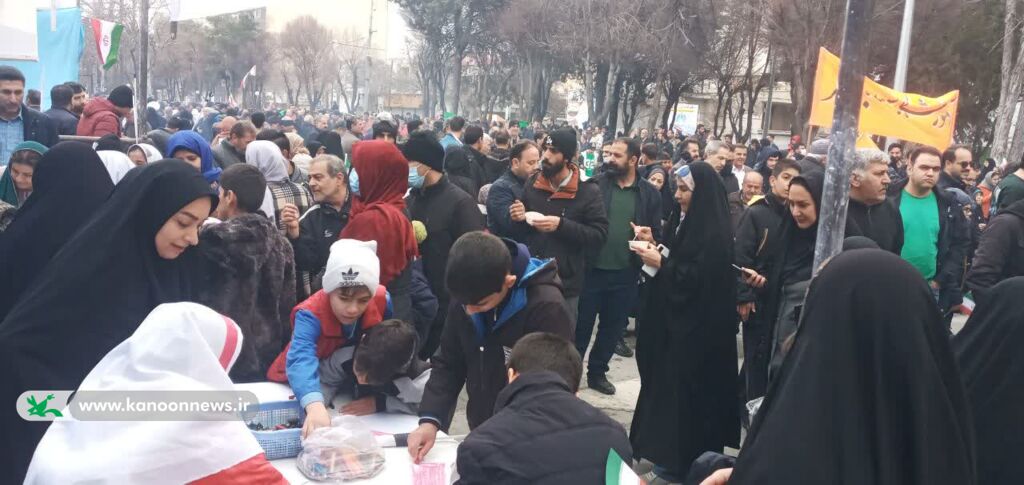 جلوههای فرهنگی کانون پرورش فکری لرستان در راهپیمایی ۲۲ بهمن